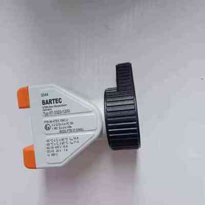 festo VZWF-B-L-M22C-G1-275-V-1P4-6电磁阀