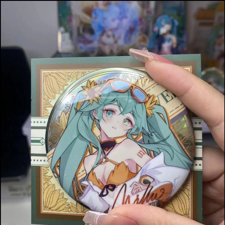 初音未来周边徽章初音未来吧唧谷子礼物58mm纪念胸牌圆形动漫