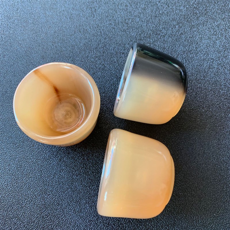 牛角酒杯小小杯子牛角工艺杯牛角水杯工艺摆件牛角梳子厂家