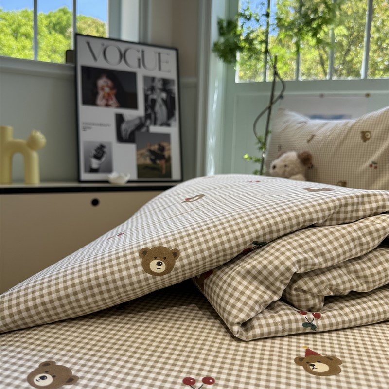 卡通咖色樱桃熊格子夏凉被四件套夏天薄被单双人空调被可机洗水洗