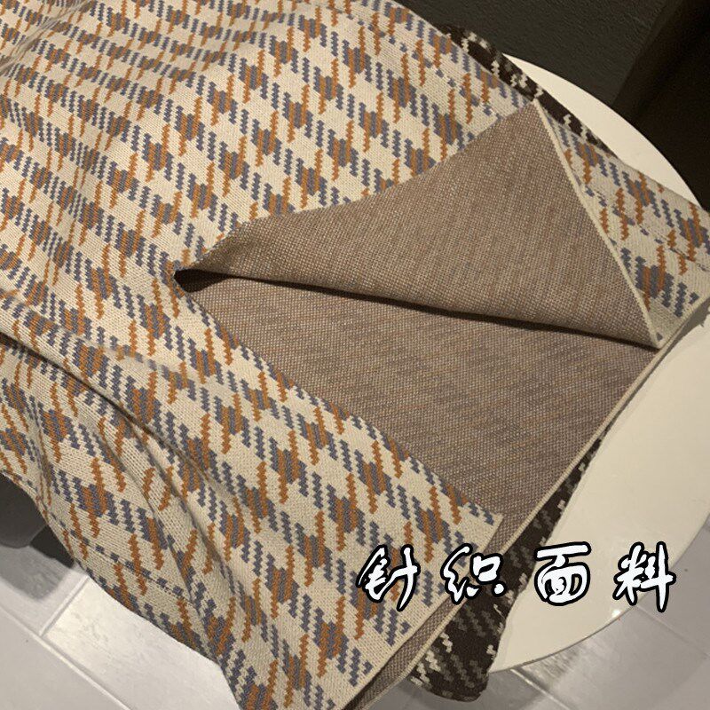 针织毛呢格子a字半身裙秋冬女中长款加厚高腰直筒裙子冬天配毛衣