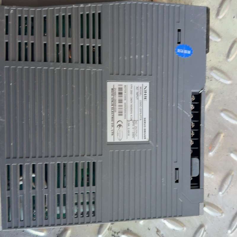 议价伺服驱动器DS5C1K-20P4-PTA一台0.4kw