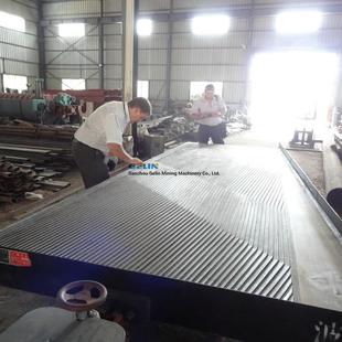 矿山重力选矿设备选矿耐用摇床选矿摇床设备安装