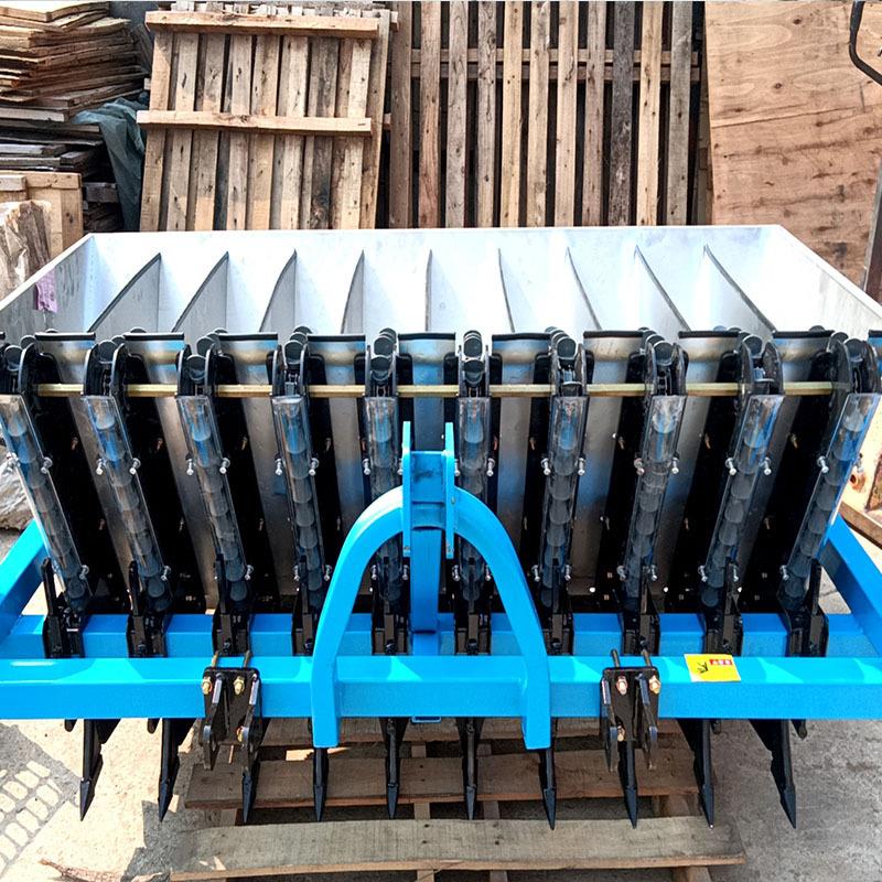 四轮牵引10行大蒜种植机 手推五行大蒜播种机 电动三行种蒜机