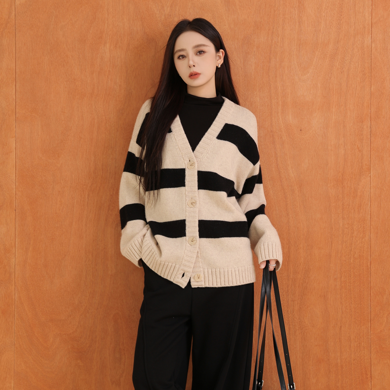 AIRIQI针织开衫秋季新款条纹针织外套长袖v领毛衣外搭AX44KS289