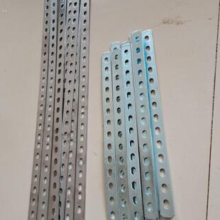 不锈钢板带孔铁条直条扁条加厚神器强力带孔扁条铁片改装角片