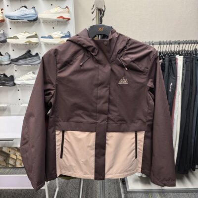 361度女款雨屏科技26春季新款绒里风衣 562613602S