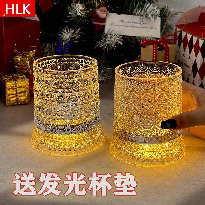 抖音同款创意旋转威士忌酒杯加发光杯垫高级不倒翁啤酒杯解压转转