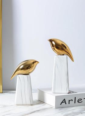 现北欧轻奢金色小鸟陶瓷小摆件家居好物样板房酒店会所软装饰品