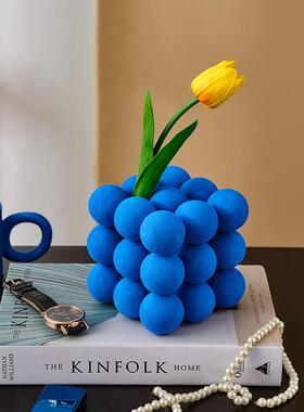 克莱因蓝样板间艺术场景布置装饰品创意拍摄道具小摆件高级感小众