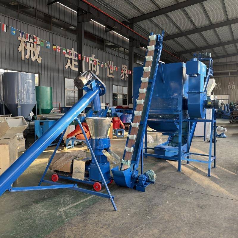 牛羊饲料制作机干进干出挤压式制粒机家庭用玉米麸皮饲料颗粒机