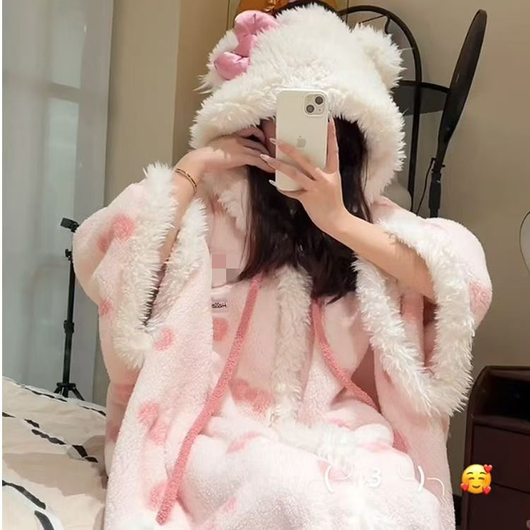 卡通kt可爱斗篷睡袍女款秋冬季
