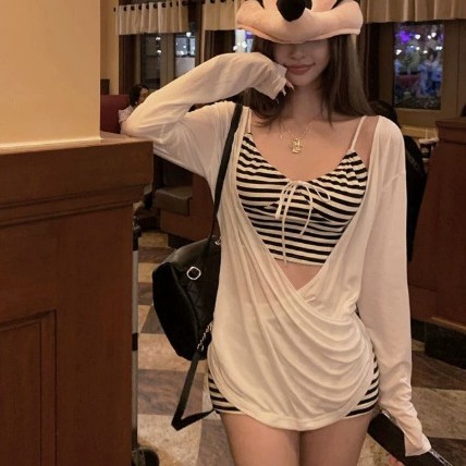 韩系女纯欲甜美条纹保守罩衫分体