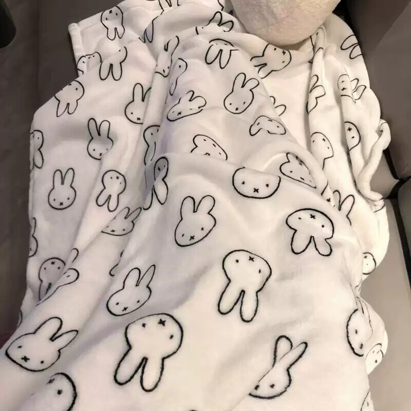 可爱米菲卡通法兰绒毛毯学生宿舍