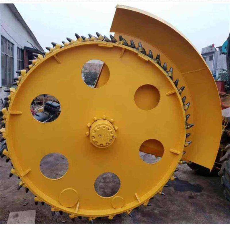 工程埋管道开沟设备大型圆盘开槽机混凝土马路开沟机柴油机深耕