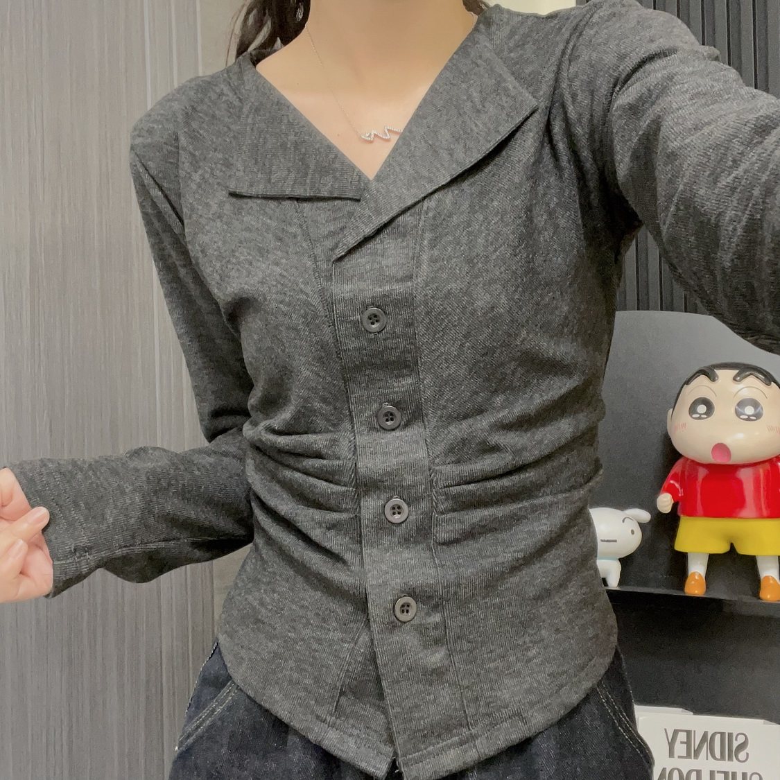 Fjwldypolo领褶皱上衣女春秋新款正肩大码修身显瘦打底衫长袖T恤