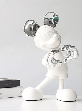 轻奢创意可爱比心米奇公仔电视柜客厅摆件高端大气上档次现代简约