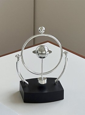 优选牛顿摆混沌摆永动机办公室工位情绪稳定书柜酒柜桌面摆件家居