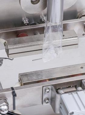 零配件丝母五金包装 机多物动料颗粒自NZJ-LS32立螺式包装机 四边