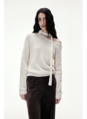 in modo diverso 原创85%美丽诺羊毛圈圈纱斜肩钩花飘带宽松毛衣