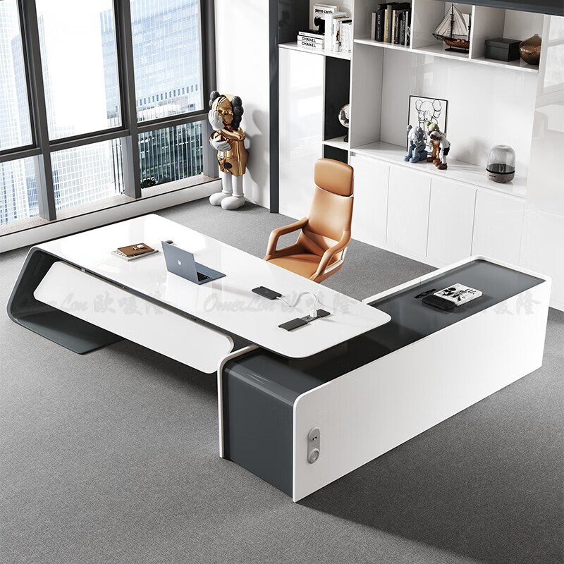 创意轻奢烤漆老板办公桌现代简约大班台主管桌经理桌总裁桌椅组合