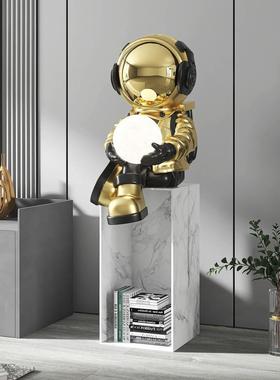 宇航员客厅大型落地摆件家居饰品电视柜玄关太空人灯乔迁新居礼品