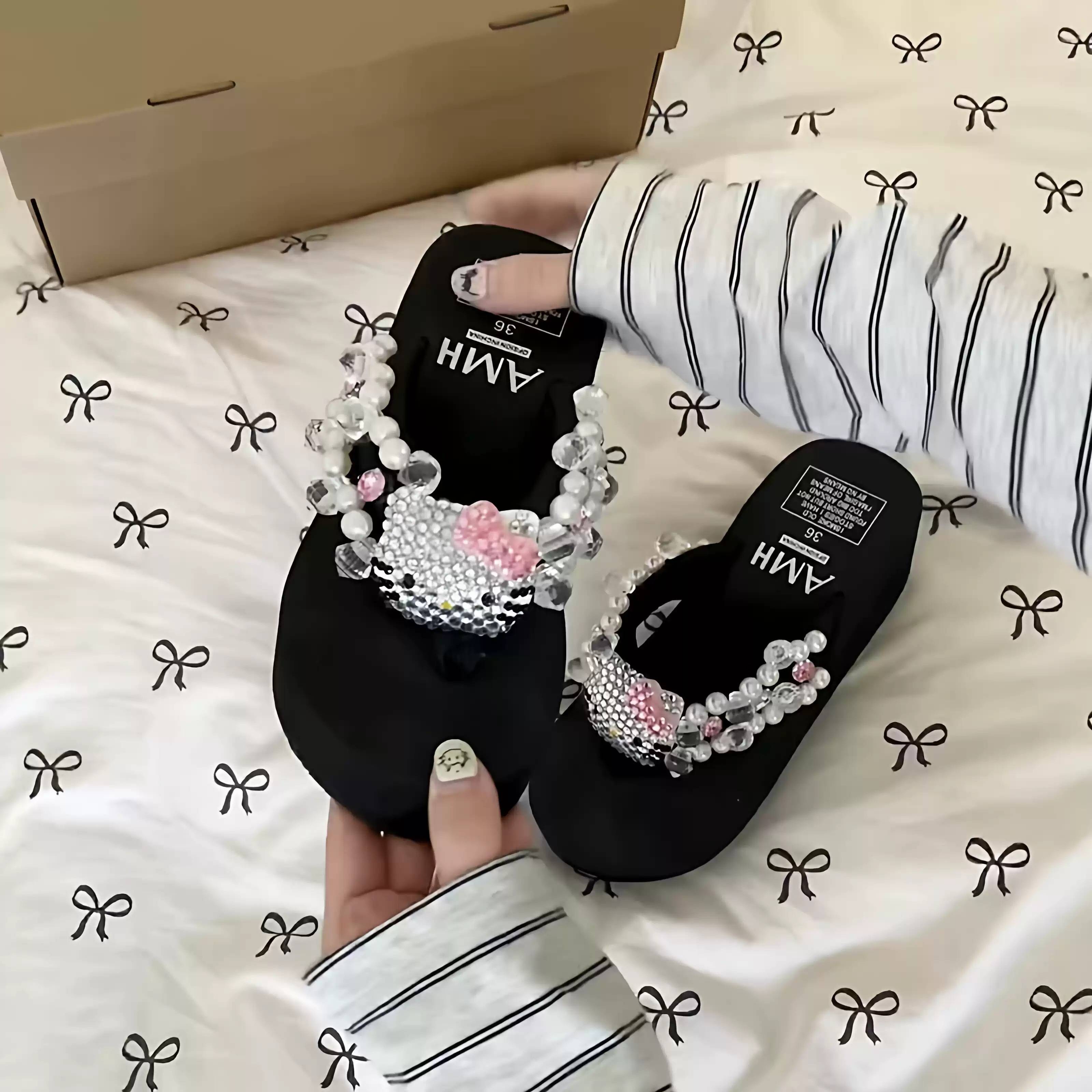 哈喽kitty水钻人字拖夏季外穿拖