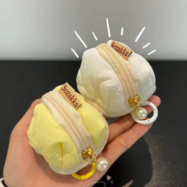 可爱零钱包迷你小包包2026新款便携随身蓝牙耳机包收纳保护套挂件