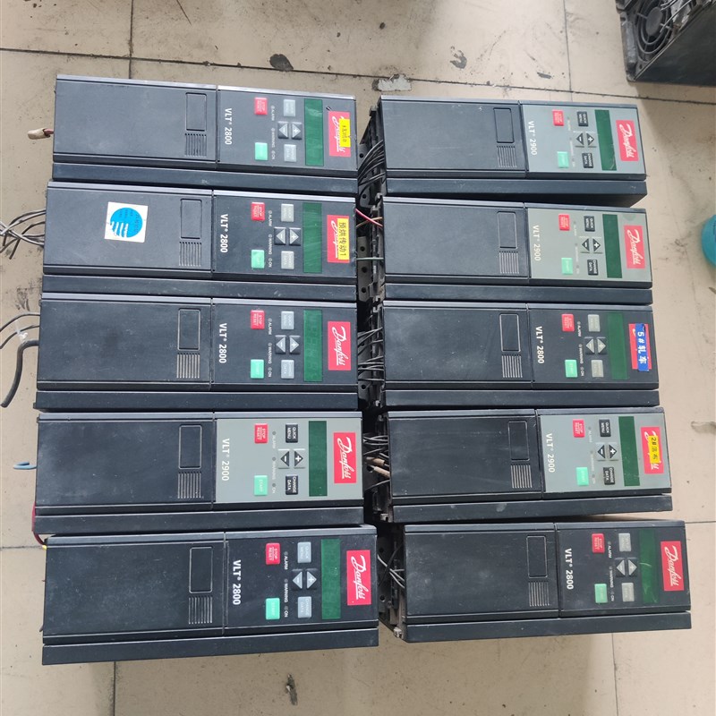 优选丹佛斯VLT2800变频器VLT2822PT4B20STR0DBF00A00C1 功能完好