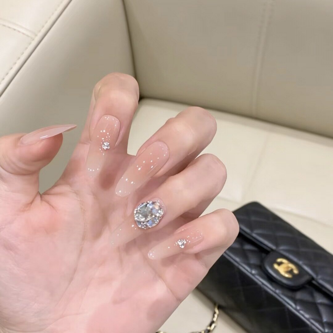 纯手工穿戴甲纯欲腮红爆闪堆钻美甲气质韩系ins风可拆卸美甲批发