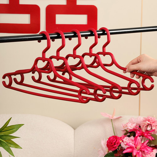 结婚中式喜字红色衣架婚庆用品