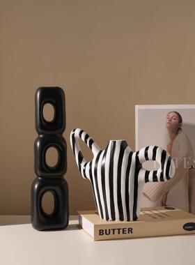 现代简约风黑白陶瓷条纹创意花瓶书房客厅桌面艺术小众装饰摆件