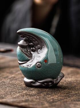 小螃蟹陶瓷茶宠貔貅摆件哥窑手工可养茶玩钳子元宝创意茶台装饰品