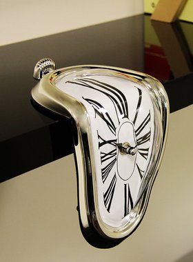 ins风轻奢创意L形直角弯曲扭曲时钟个性融化P家用客厅装饰电子钟