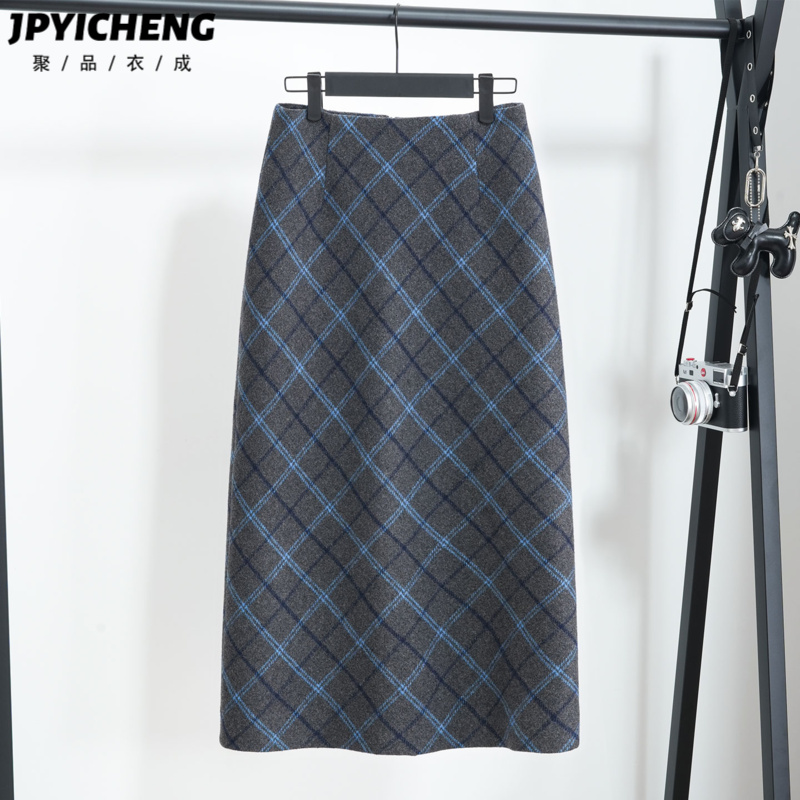 格子毛呢半身裙女2025新款秋冬季中长款高腰包臀裙气质直筒裙冬裙