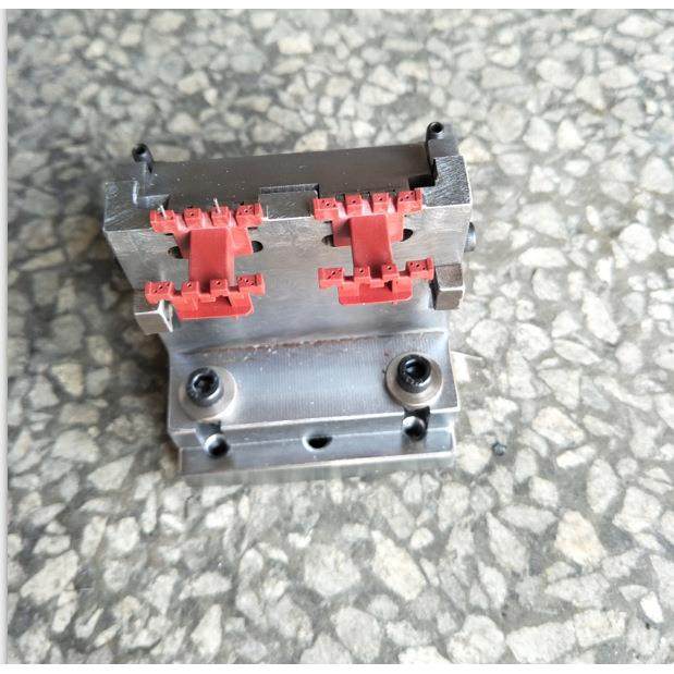 IP-08自动插针机模具L型针直针插针模具切刀一套气动式自动插针模,机械设备,电子产品制造设备,淘宝优惠券,粉丝福利购,淘宝优惠卷