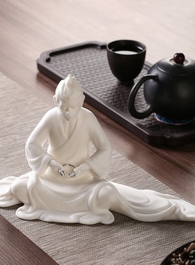 鱼缸造景装饰白瓷k齐天大圣中式水族微景观孙悟空装饰人物沉水摆