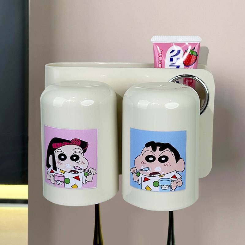 蜡笔小新情侣牙刷置物架漱口杯一对壁挂一家三口刷牙杯牙缸洗漱杯