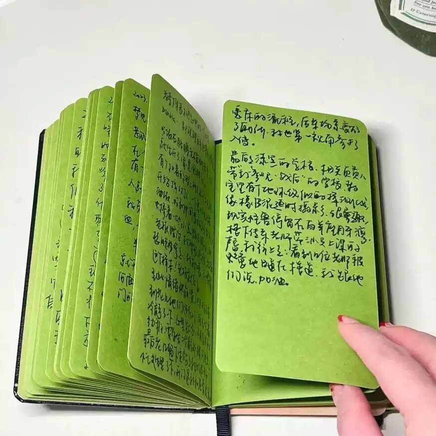 橄榄绿折页口袋本彩页高颜值