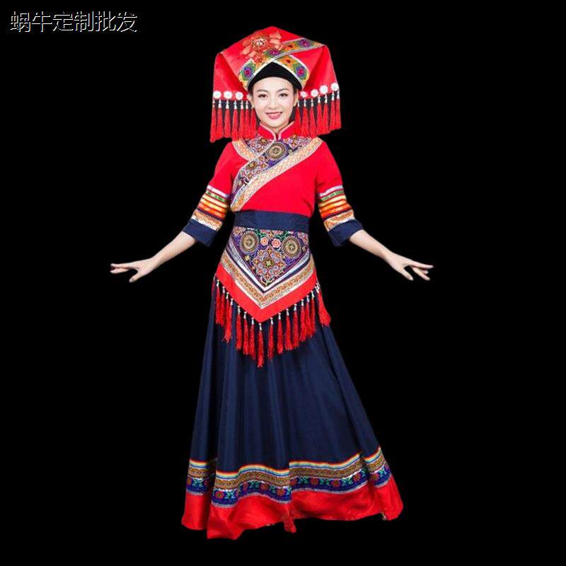 壮族三月三民族服装女广