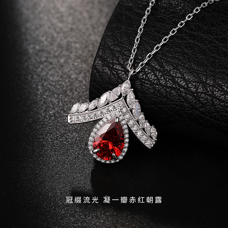 lovebuff绯冕凝露项链皇冠锁骨链