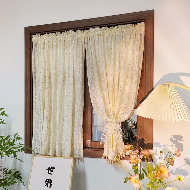 优选法式小雏菊窗帘厨房半短帘2024新款免打孔房间小窗户碎花遮挡