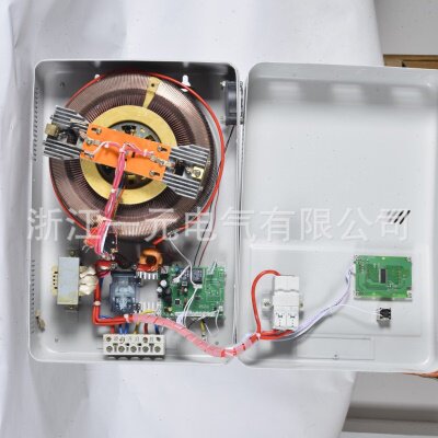 厂促一元电气3KW彩屏壁挂式稳压器 壁挂式相精度全自动交流稳压器