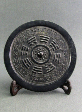 优选仿古青铜器黑漆古铜镜唐镜艺术古玩摆件水坑高锡装饰镜海兽葡