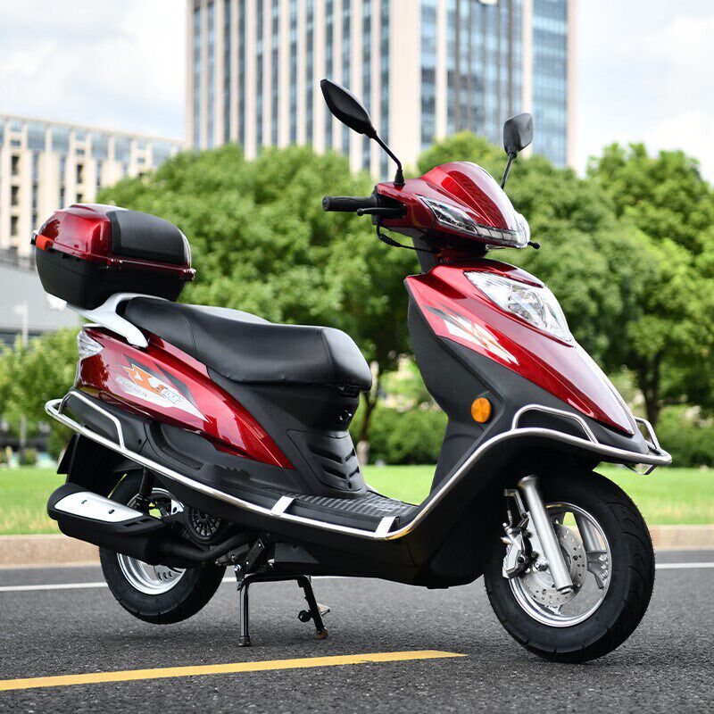 优选全新燃油代步用的可上牌摩托车整车 125cc踏板车省油国四电喷