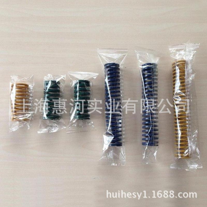 供应全自动枕式包装机 各种塑料三通管件计数包装机 铜件包装机