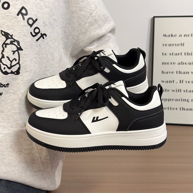 回力黑白加绒板鞋男女同款2025冬季新款百搭厚底运动空军休闲鞋子