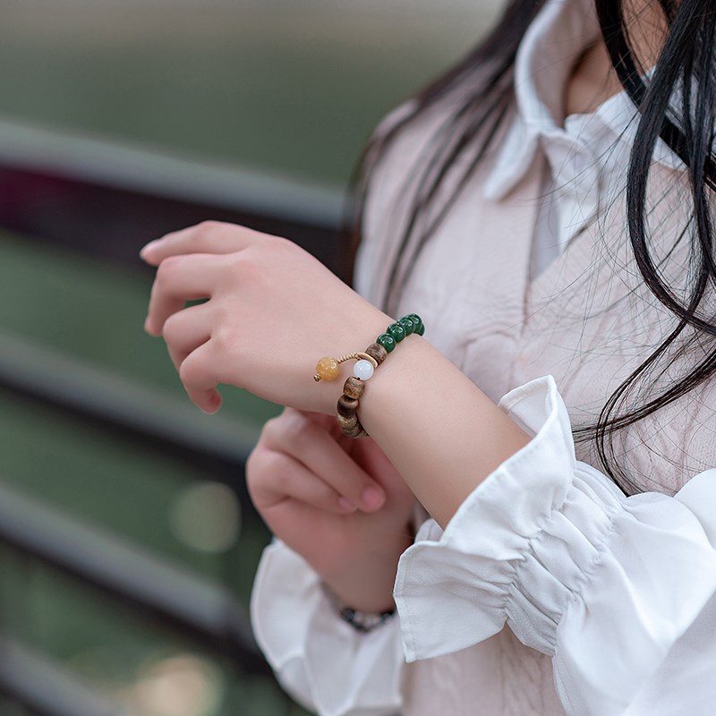海南莺歌绿奇楠沉香手串银貔貅蜜蜡编织女男款手链单圈香木质佛珠