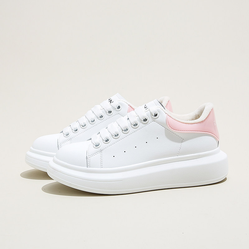 达芙妮厚底小白鞋女2026秋冬季新款加绒保暖棉鞋百搭休闲运动板鞋,女鞋,休闲板鞋,淘宝优惠券,粉丝福利购,淘宝优惠卷