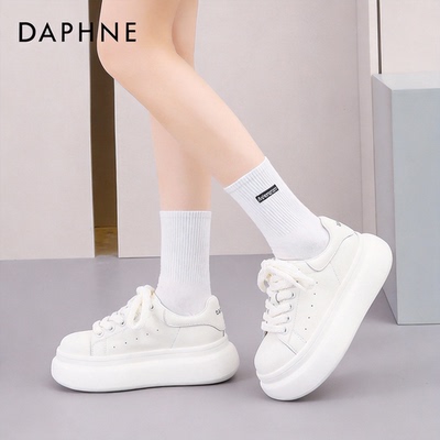 达芙妮正品厚底增高小白鞋女秋款